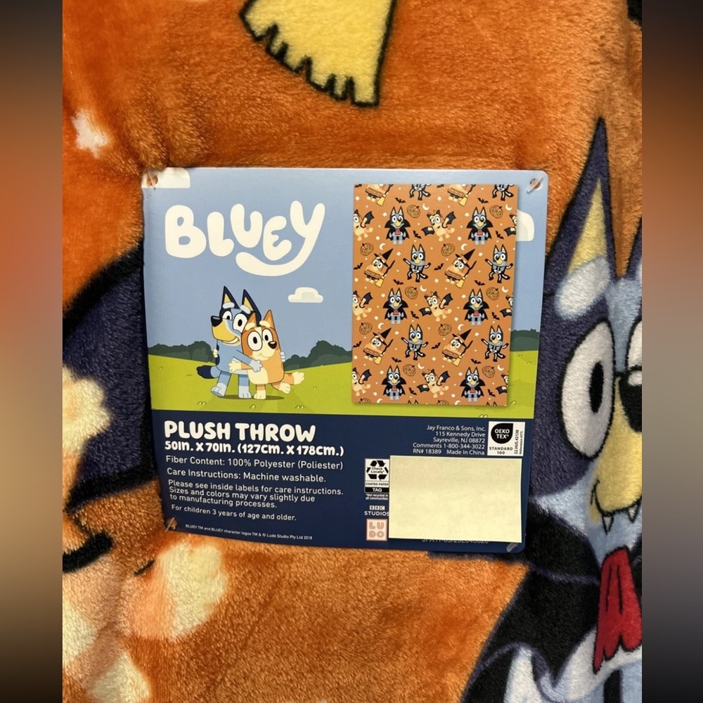Halloween Bluey Plush Throw Blanket - Orange and Blue NWT Bluey & Bingo